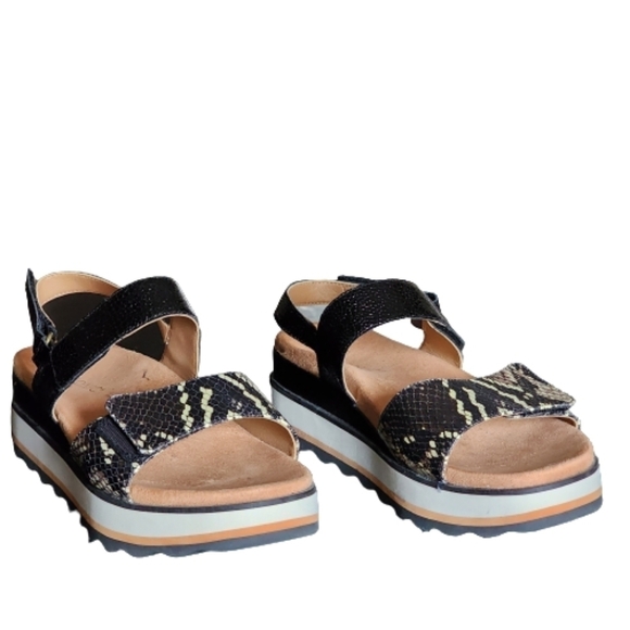 Vionic Brielle sporty leather strap chunky platform sling back sandal size 6.5 - Picture 2 of 10